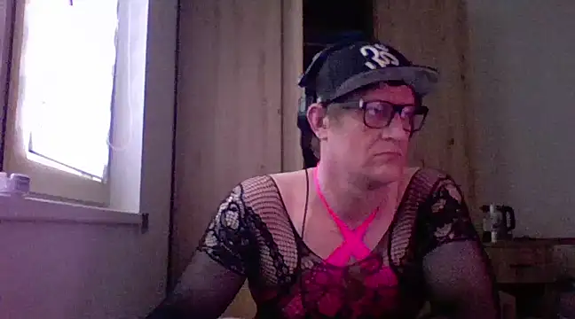 Bigthroaterboy online show from 01-27-25, 01:52