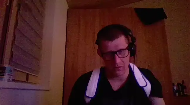 Bigthroaterboy online show from 03-02-25, 09:43