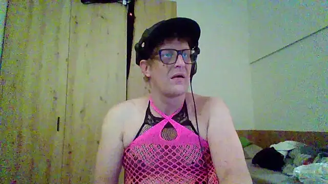 Bigthroaterboy online show from 09-09-25, 04:23