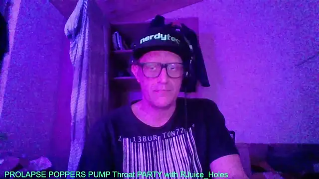 Bigthroaterboy online show from 10-23-25, 08:18