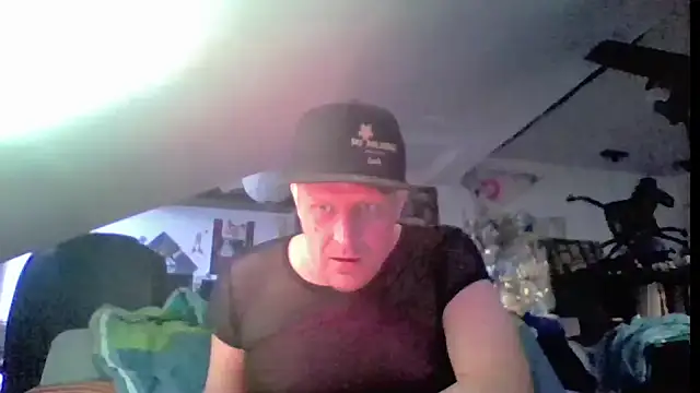 Bigthroaterboy online show from 06-01-26, 06:42