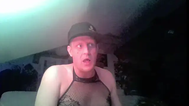Bigthroaterboy online show from 06-11-26, 02:33