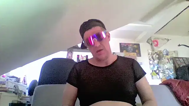 Bigthroaterboy online show from 06-23-26, 03:43