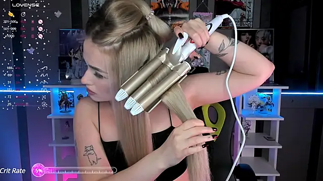 Ellen Soft online show from 01-19-25, 06:21