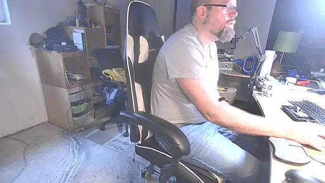 MagnusCockus online show from 04-30-26, 12:33