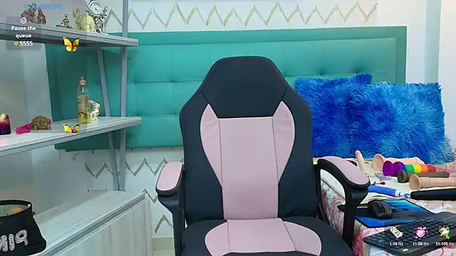 Snapshot of galatea_rous chatting on 01-15-25, 12:36 galatea rous online show from 01-15-25, 12:36