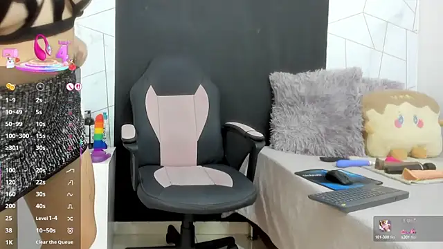 Snapshot of galatea_rous chatting on 09-28-25, 07:41 galatea rous online show from 09-28-25, 07:41