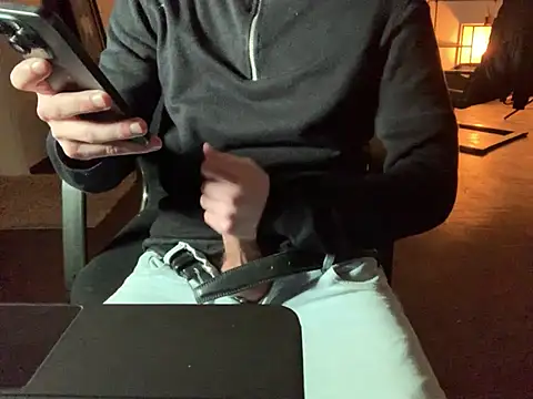 KendrickJiz online show from 02-04-26, 07:09