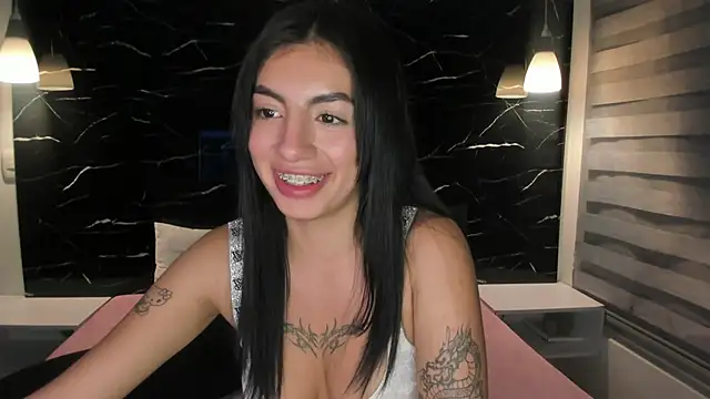 ANTONELLA  ROUSE  online show from 01-19-25, 08:29