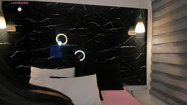 ANTONELLA  ROUSE  online show from 02-21-25, 06:07