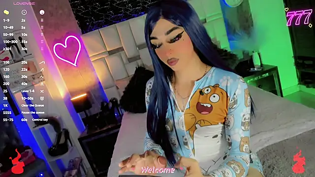 Snapshot of Baby_Aliz chatting on 07-18-26, 03:54 Baby Aliz online show from 07-18-26, 03:54