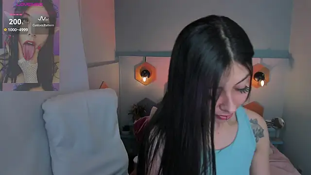 Snapshot of Melissa_Koster chatting on 01-25-25, 12:38 Melissa Koster online show from 01-25-25, 12:38