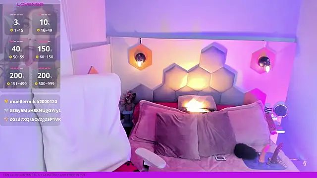 Snapshot of Melissa_Koster chatting on 03-06-25, 03:13 Melissa Koster online show from 03-06-25, 03:13