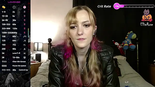Snapshot of EllieeRose chatting on 06-13-26, 04:49 EllieeRose online show from 06-13-26, 04:49