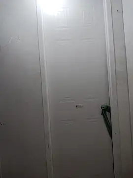 Snapshot of vvictoria_xxx chatting on 11-12-25, 01:22 vvictoria xxx online show from 11-12-25, 01:22