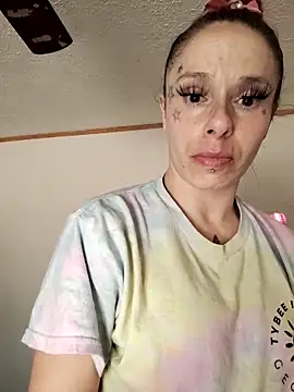 Snapshot of vvictoria_xxx chatting on 02-10-26, 04:44 vvictoria xxx online show from 02-10-26, 04:44