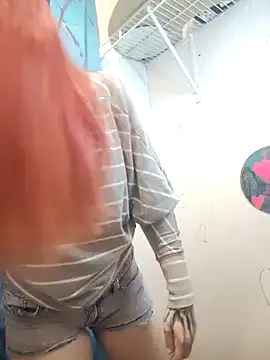 Snapshot of vvictoria_xxx chatting on 03-21-26, 01:43 vvictoria xxx online show from 03-21-26, 01:43