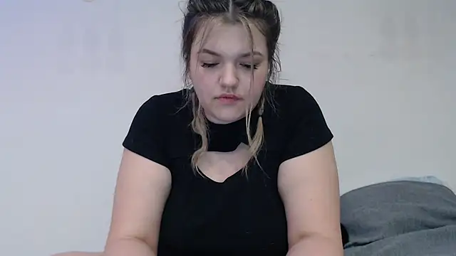 AnitaWillias online show from 02-23-25, 02:18