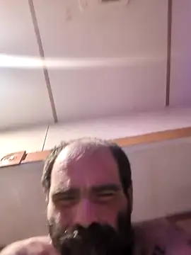 WilldoPita online show from 10-27-25, 07:12