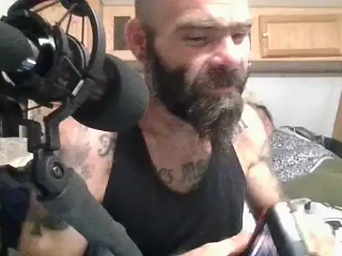 Snapshot of WilldoPita chatting on 12-22-25, 07:05 WilldoPita online show from 12-22-25, 07:05