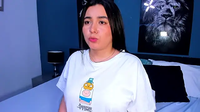 Snapshot of Liana_Bernocchi chatting on 02-08-25, 10:51 Liana Bernocchi online show from 02-08-25, 10:51