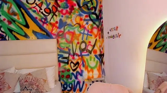 Snapshot of Liana_Bernocchi chatting on 11-06-25, 09:05 Liana Bernocchi online show from 11-06-25, 09:05