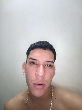 Snapshot of Jrrmking chatting on 03-11-25, 03:37 Jrrmking online show from 03-11-25, 03:37