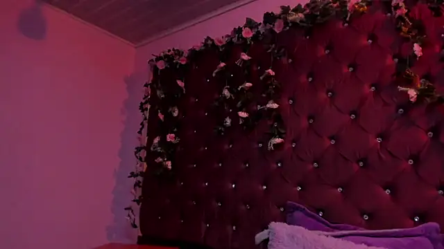 MaddyHudson online show from 09-11-25, 07:58