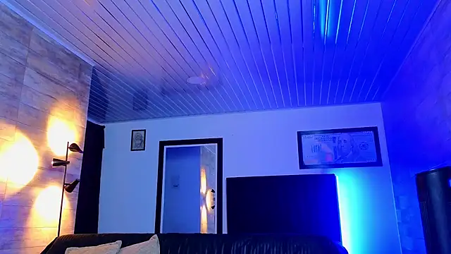 Snapshot of AsmodeoCox chatting on 02-09-25, 07:05 AsmodeoCox online show from 02-09-25, 07:05