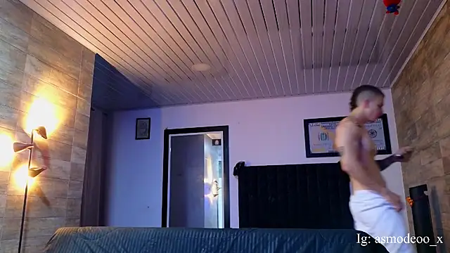 Snapshot of AsmodeoCox chatting on 10-17-25, 02:15 AsmodeoCox online show from 10-17-25, 02:15