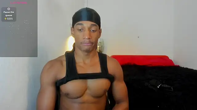 Snapshot of Malkongarcia chatting on 11-21-25, 12:26 Malkongarcia online show from 11-21-25, 12:26