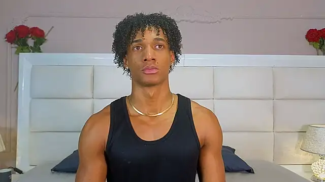 Snapshot of Malkongarcia chatting on 12-13-25, 08:47 Malkongarcia online show from 12-13-25, 08:47