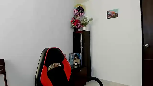 Snapshot of mulata_1ch chatting on 12-17-24, 09:38 mulata 1ch online show from 12-17-24, 09:38