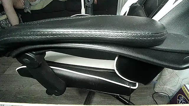 Hellojeremy online show from 01-11-25, 12:01