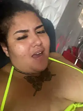 Snapshot of Beatriz31 chatting on 12-20-24, 02:16 Beatriz31 online show from 12-20-24, 02:16