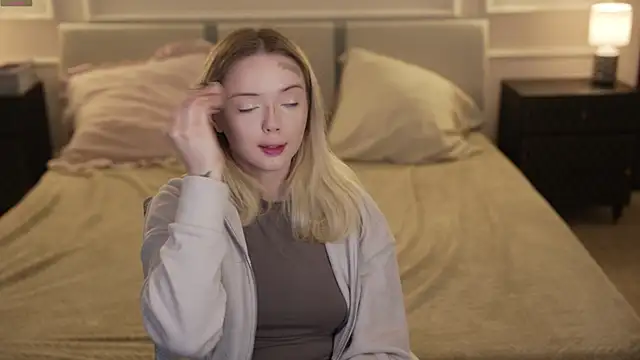 Cassy-Celestial  online show from 09-14-25, 04:55