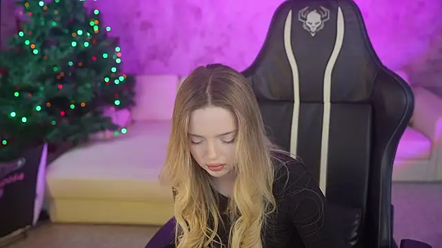 Snapshot of Cassy-Celestial_ chatting on 01-18-26, 09:35 Cassy-Celestial online show from 01-18-26, 09:35