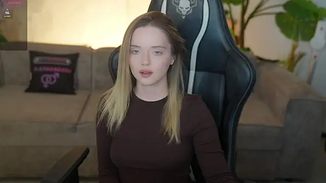 Snapshot of Cassy-Celestial_ chatting on 02-28-26, 12:06 Cassy-Celestial online show from 02-28-26, 12:06