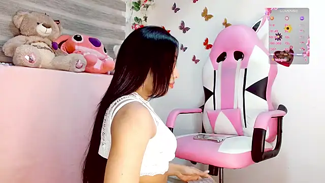 Snapshot of amaranta1411- chatting on 09-16-25, 06:42 amaranta1411- online show from 09-16-25, 06:42