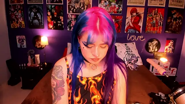 Snapshot of anne_cross chatting on 01-09-25, 12:14 anne cross online show from 01-09-25, 12:14