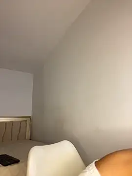 nicoleebony1 online show from 05-18-26, 05:08