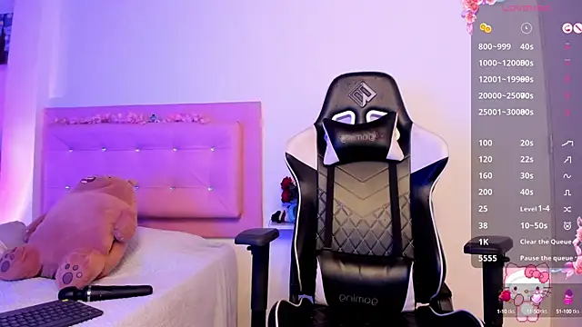 Snapshot of little_jade chatting on 02-14-25, 01:29 little jade online show from 02-14-25, 01:29