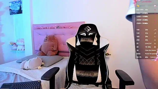 Snapshot of little_jade chatting on 03-19-25, 10:20 little jade online show from 03-19-25, 10:20