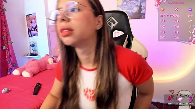 Snapshot of little_jade chatting on 09-23-25, 07:50 little jade online show from 09-23-25, 07:50