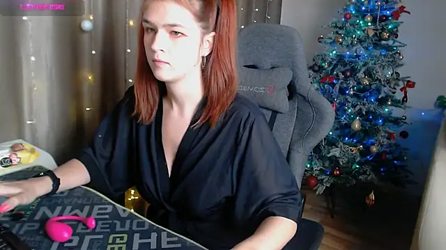 Snapshot of MargoFoxy chatting on 12-22-24, 08:16 MargoFoxy online show from 12-22-24, 08:16