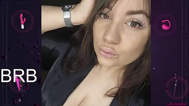 Snapshot of Tracy_Sergio209 chatting on 12-26-24, 09:44 Tracy Sergio209 online show from 12-26-24, 09:44