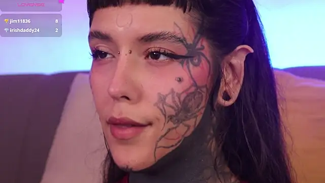 Snapshot of SylveonFox chatting on 11-07-25, 07:47 SylveonFox online show from 11-07-25, 07:47