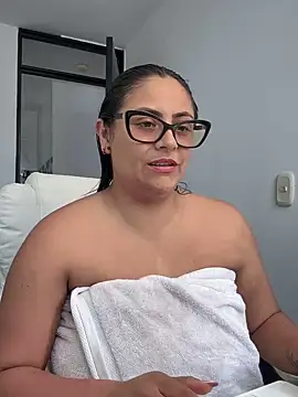 Sol biglips online show from 03-17-25, 05:16