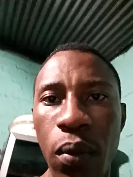 HandsomeBuoyy21 online show from 04-14-26, 01:11