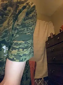 Snapshot of Mikeswanston chatting on 09-29-25, 06:18 Mikeswanston online show from 09-29-25, 06:18